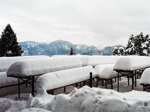 Malerische Stimmung am tief verschneiten Hochgern