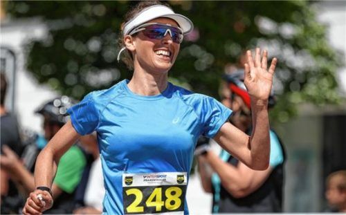 Felicitas Schützinger konnte ihren Vorjahreserfolg im Halbmarathon wiederholen.Fotos Weitz