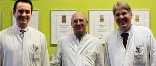 Drei neue Chefärzte sind am kbo-Inn-Salzach-Klinikum Wasserburg tätig: Dr. Tobias Winkler, Dr. Stefan Poljansky und Dr. Michael Rentrop.Foto .re