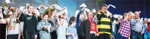 Abschied? Der Theaterfasching Bad Feilnbach kündigt seinen Rücktritt an. Vielleicht kommt aber auch der Rücktritt vom Rücktritt. In der Politik und im Sport nicht ungewöhnlich...Fotos Stadler