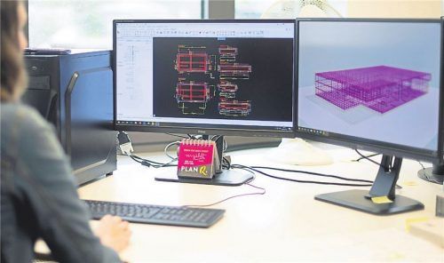 Wie wird das Gebäude später aussehen? Am Computer können Bauzeichner das künftige Gebäude, Brücken oder Straßen dreidimensional visualisieren.Foto dpa