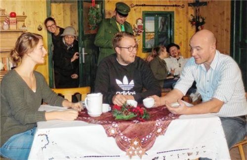 Dicke Luft über Stefanskirchen gibt‘s beim Theater im Sterneckersaal. Foto Stettner