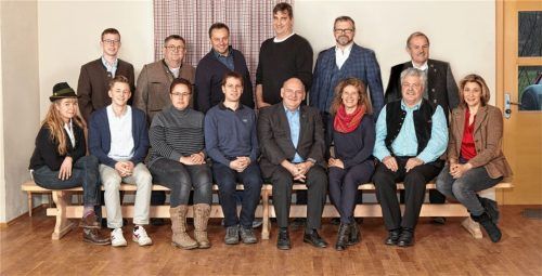 Die Kandidaten, die für Pro Bürger bei der Gemeinderatswahl am 15. März antreten. Foto re