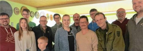 Die Vereinsmeister beim Elf-und-Eins-Schützenverein in Neumarkt-St. Veit. Foto huber
